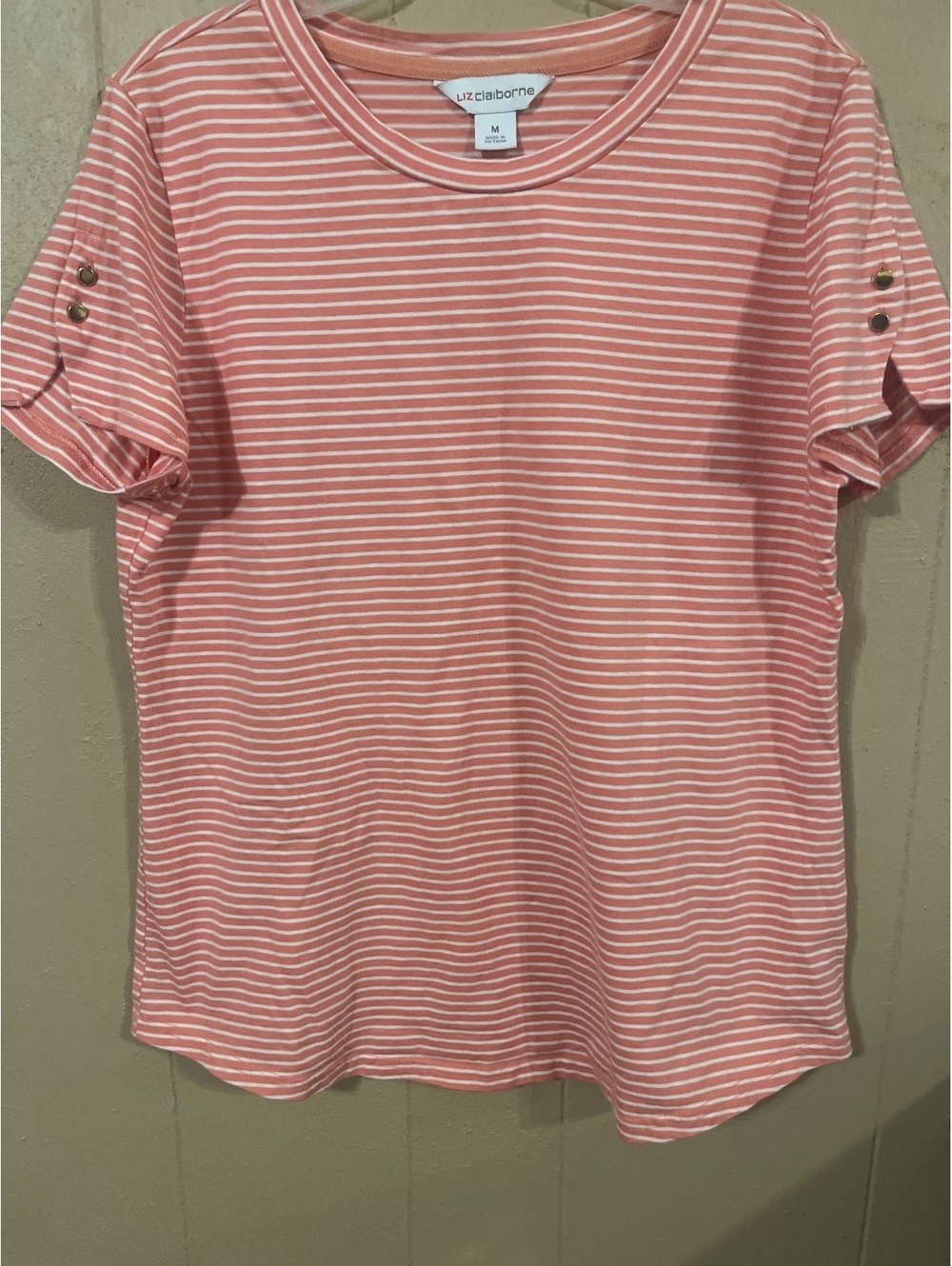 Liz Claiborne Medium Coral and White Striped Short Sleeve Top